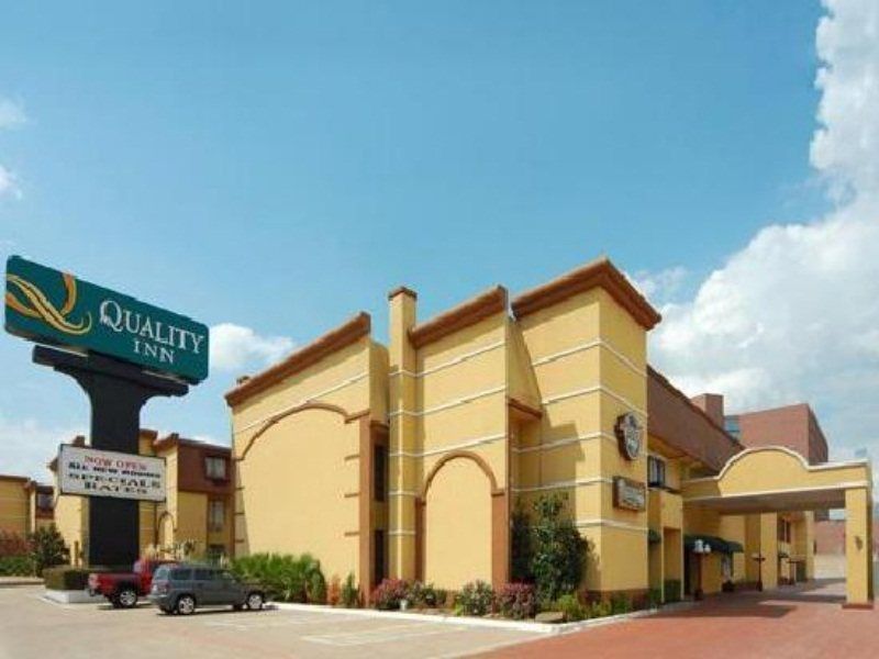 Hotel Alexis & Banquets Park Galleria